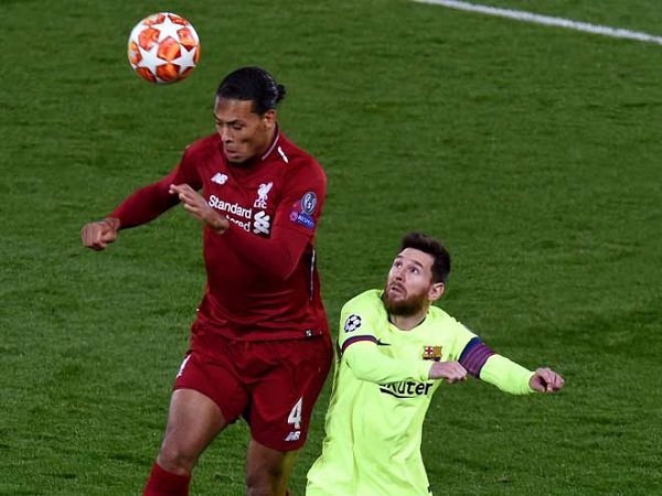 Messi - Ronaldo im tiếng: Van Dijk quá hay