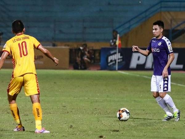 Đức Huy từ chối trả lời về tin đồn sang Thái