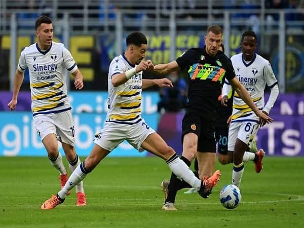 Dự đoán Inter Milan vs Verona, 2h45 ngày 15/1