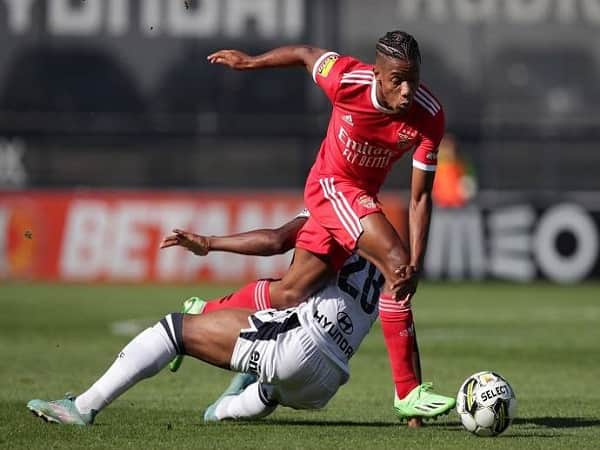 Dự đoán Benfica vs Famalicão 4/3