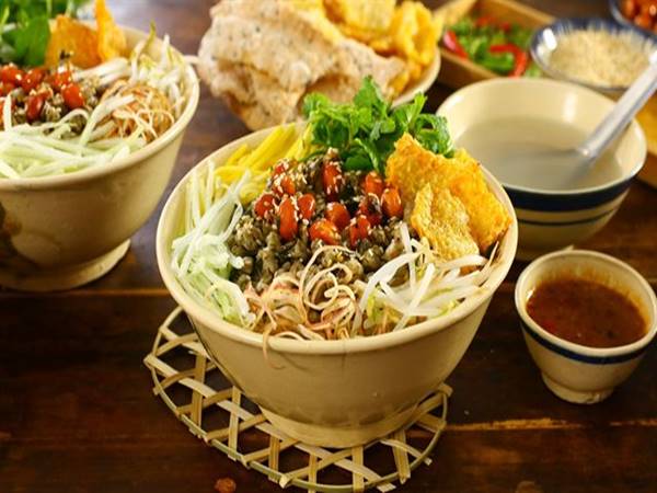 Một số lưu ý trong cách làm cơm hến